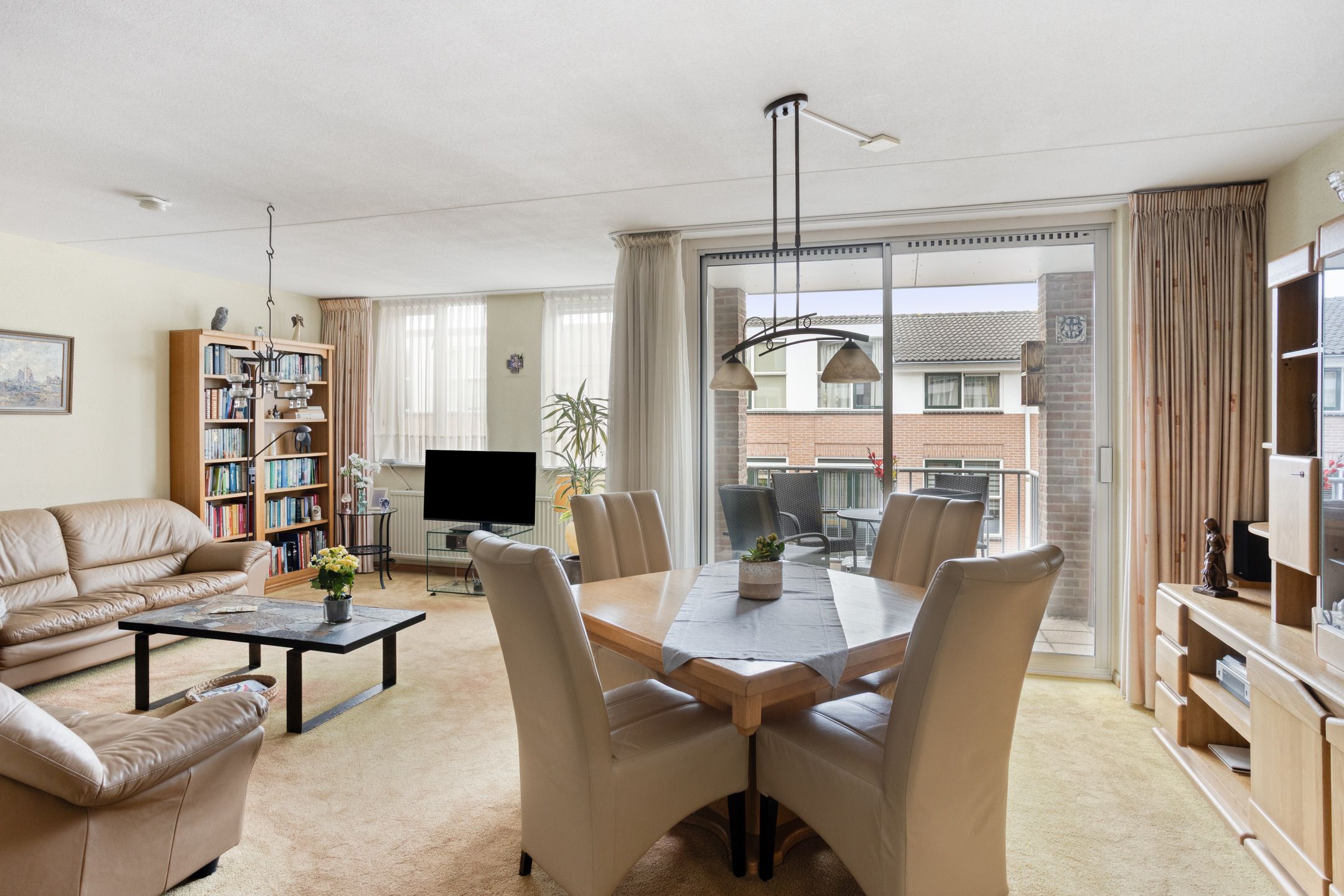 Photo 12 of Johan Frisostraat 80