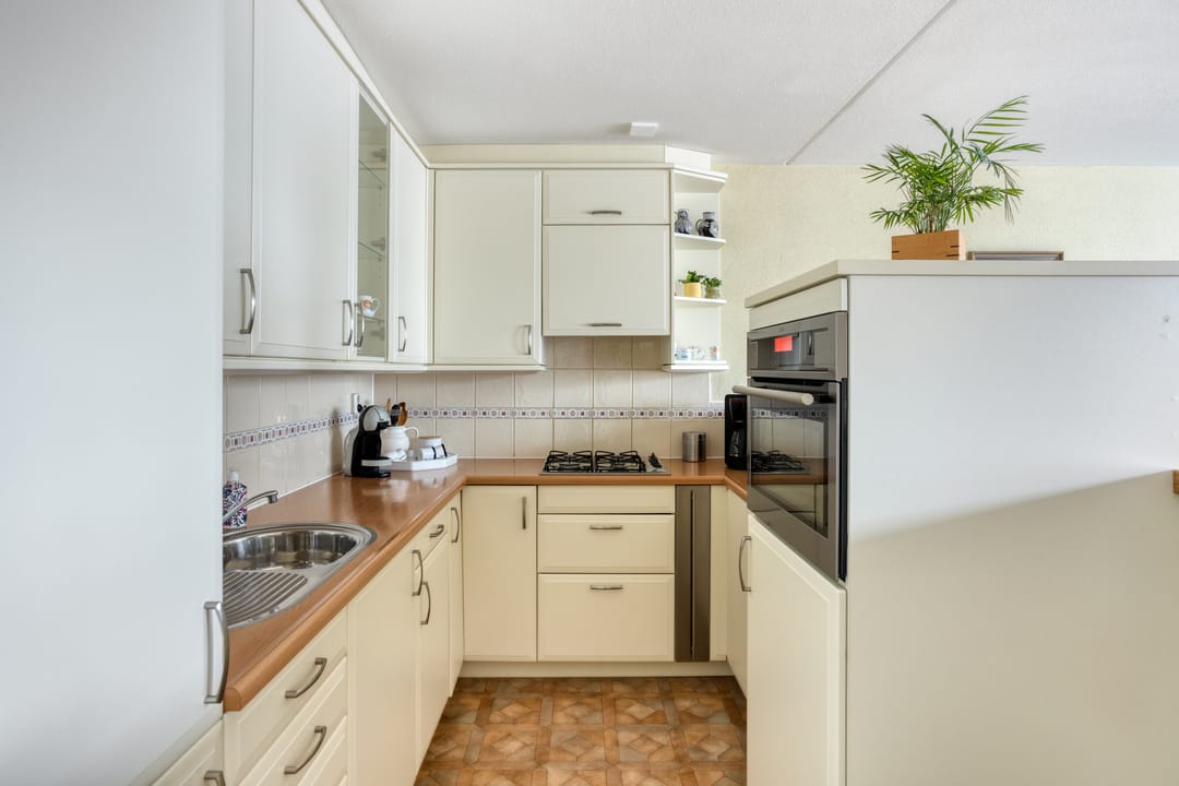 Photo 16 of Johan Frisostraat 80