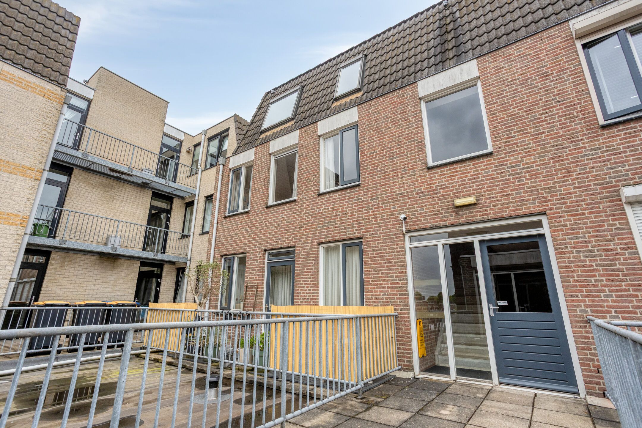Photo 9 of Johan Frisostraat 80