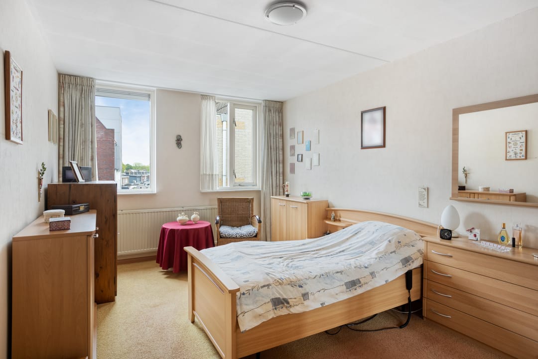 Photo 23 of Johan Frisostraat 80