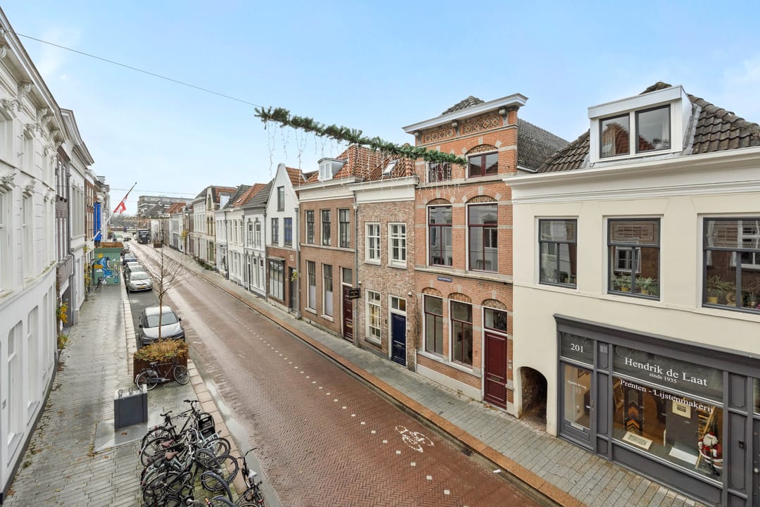Foto 46 van Vughterstraat 203
