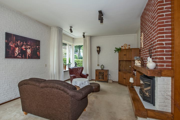 Vrijstaande woning te koop: Bijenlaan 4, Weerselo