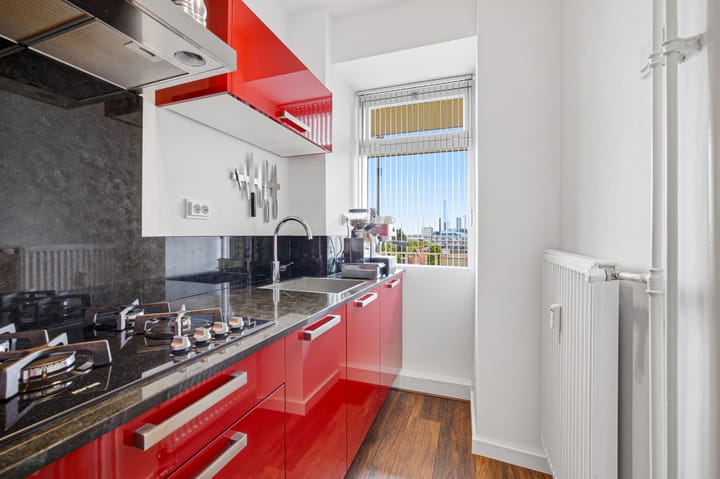 Appartement te koop: Suze Groeneweglaan 293, Rotterdam