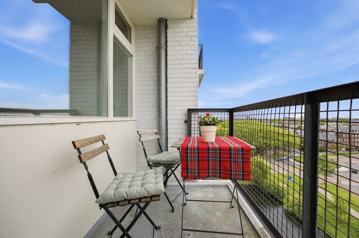 Appartement te koop: Suze Groeneweglaan 293, Rotterdam