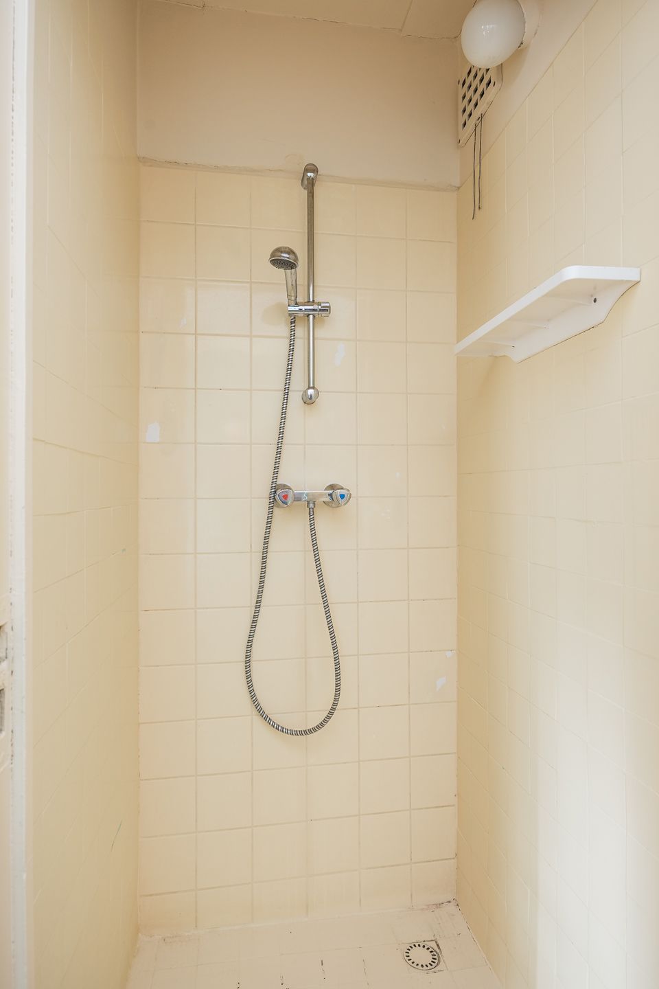 Photo 16 of Albert Cuypstraat 33
