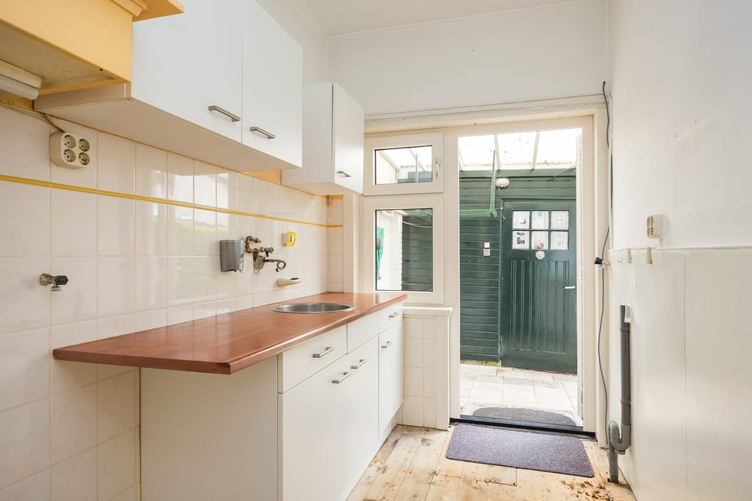 Photo 7 of Albert Cuypstraat 33