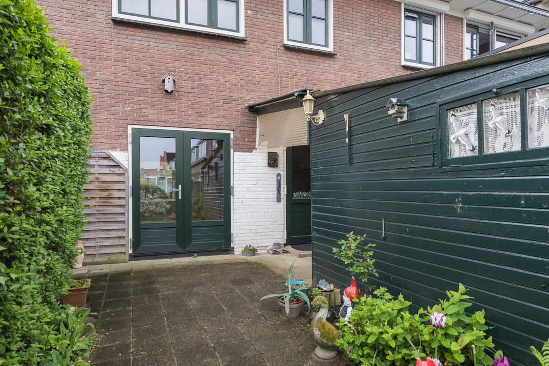 Photo 22 of Albert Cuypstraat 33