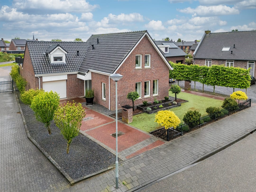 Photo 2 of Sint Lambertusweg 30-A