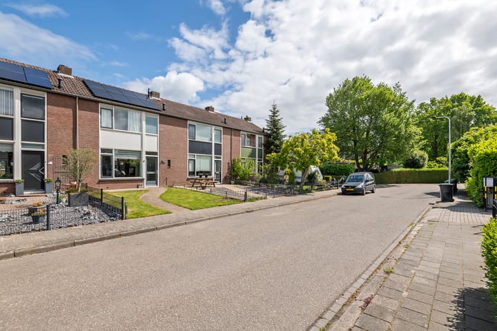 Photo 2 of Sportveldstraat 8