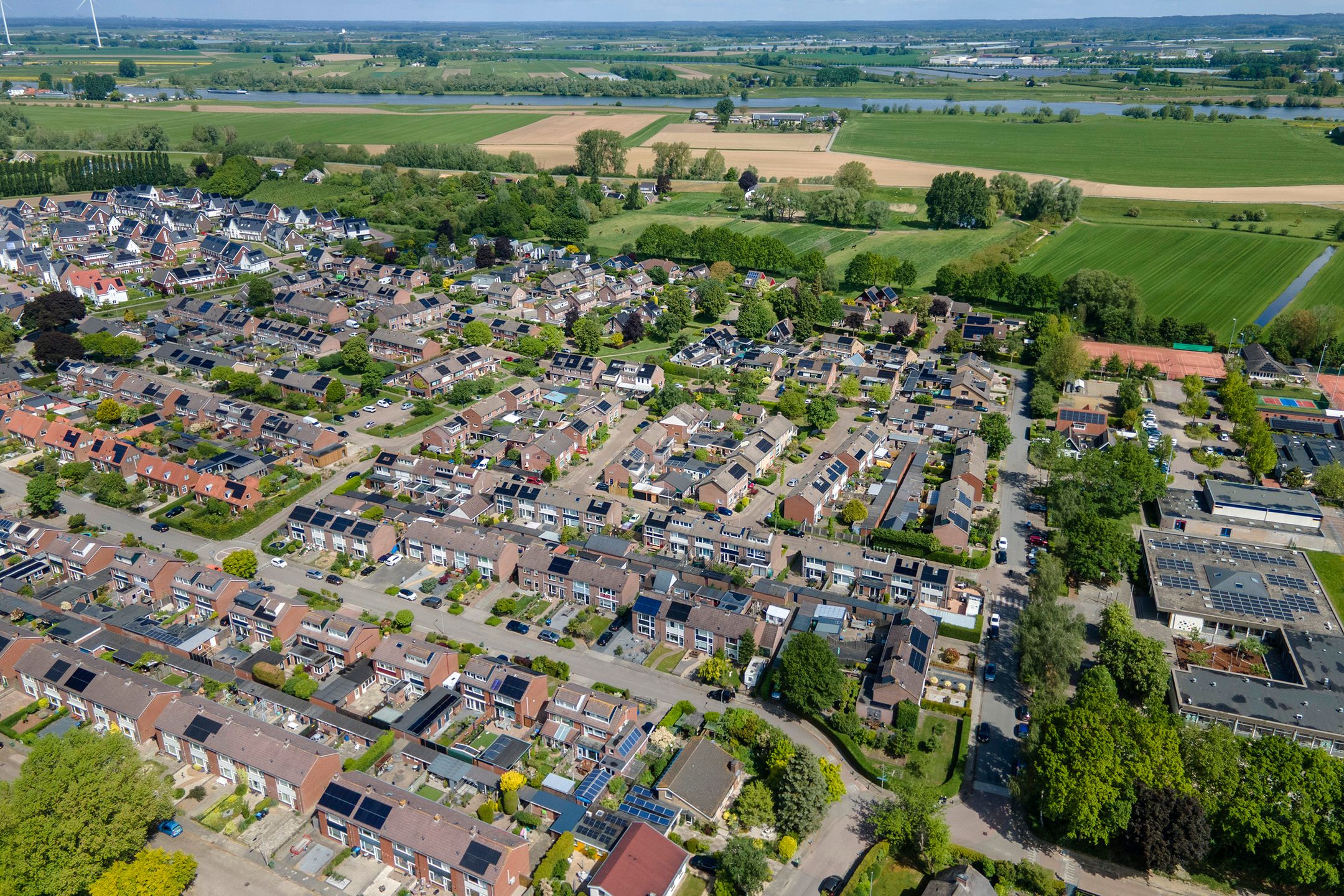Photo 39 of Sportveldstraat 8
