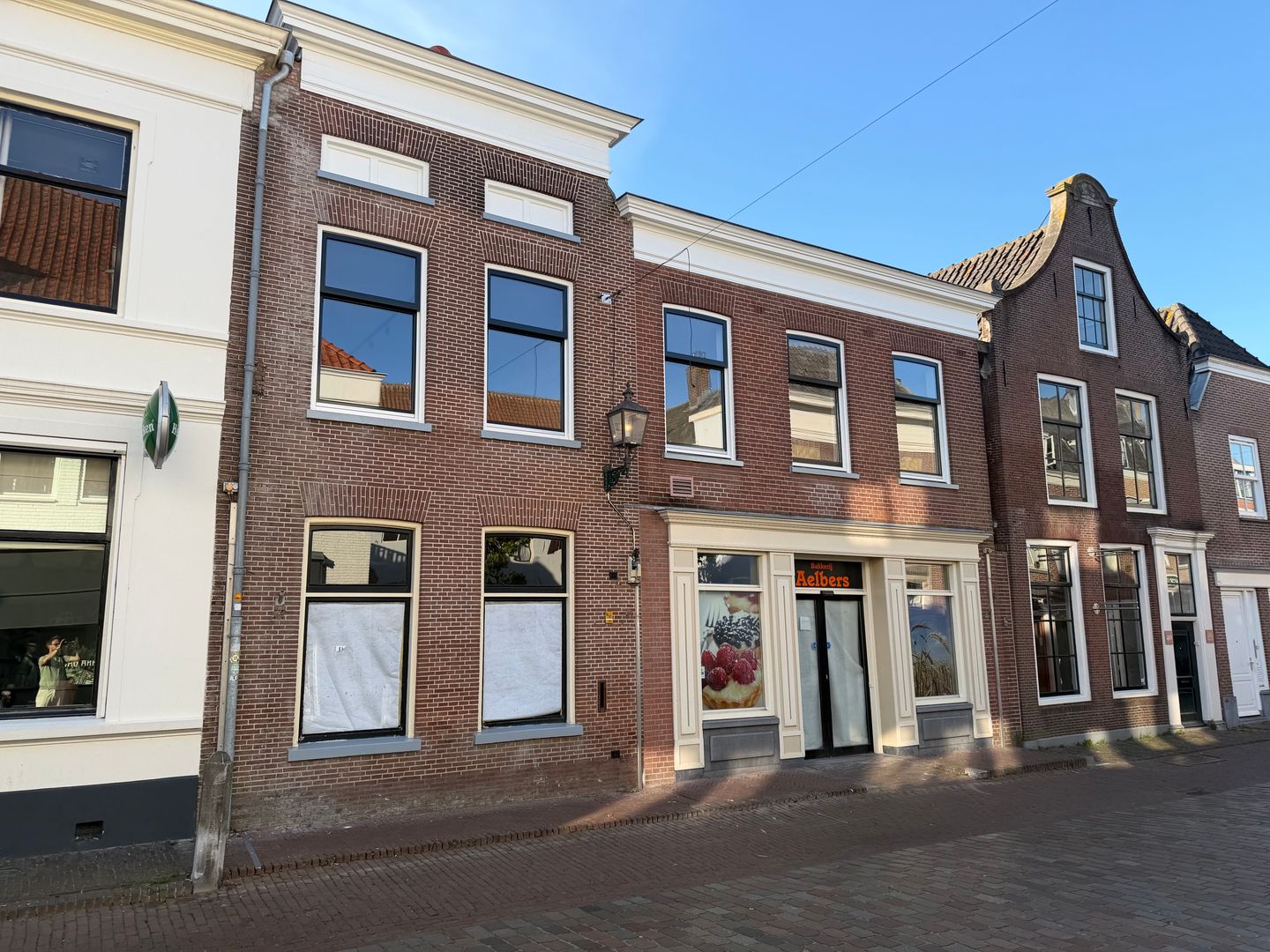 Bekijk foto 2 van Benschopperstraat 42