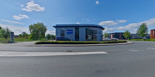 View 360° photos