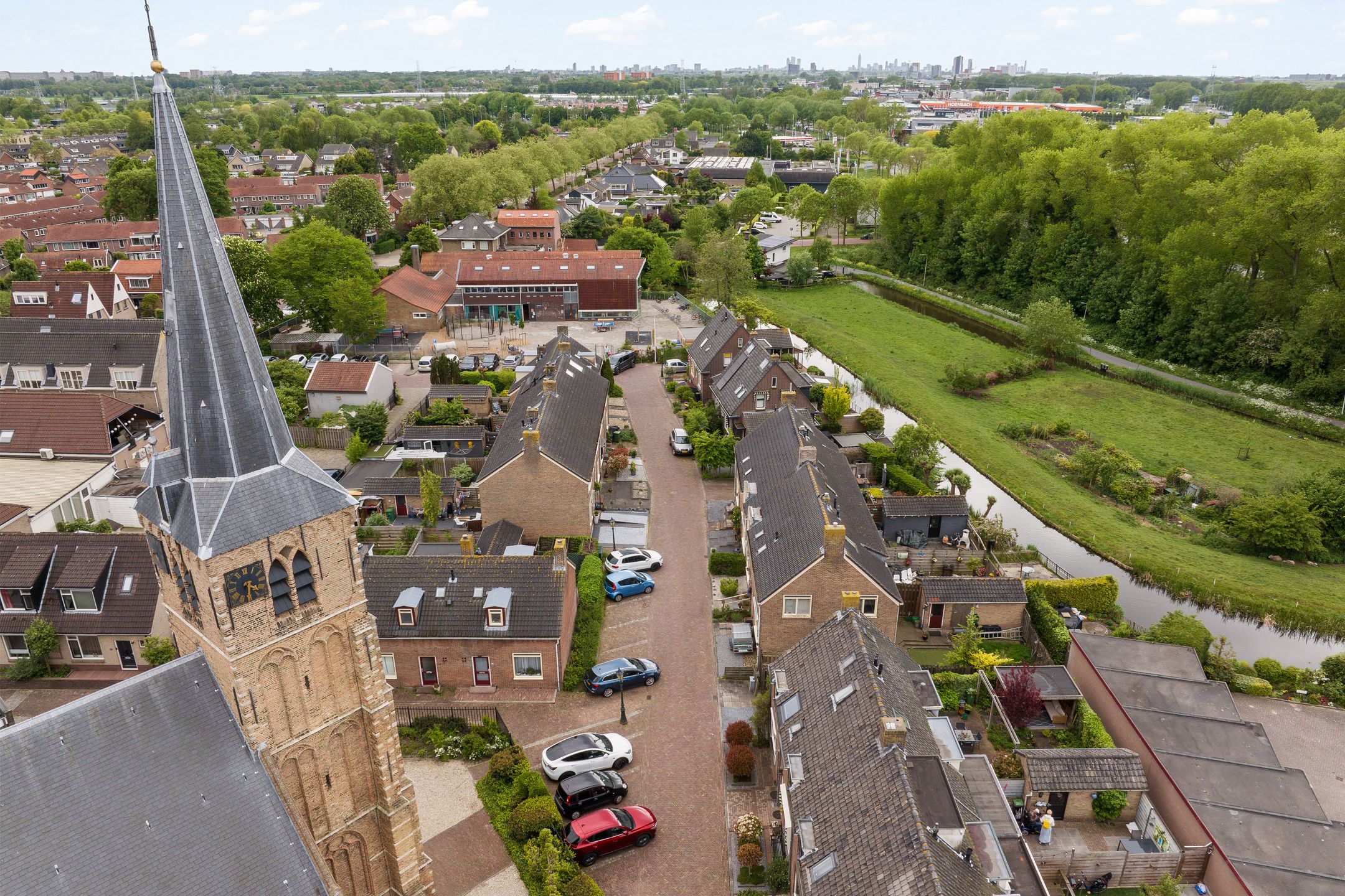 Photo 36 of Torenstraat 8
