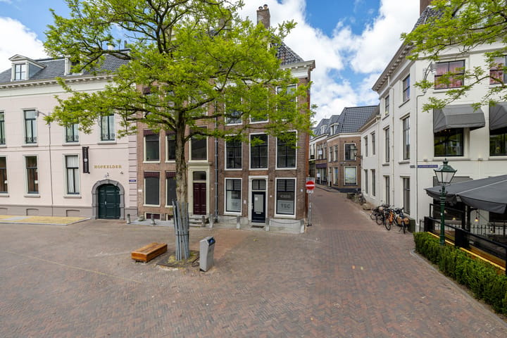 Hofplein 33, Leeuwarden