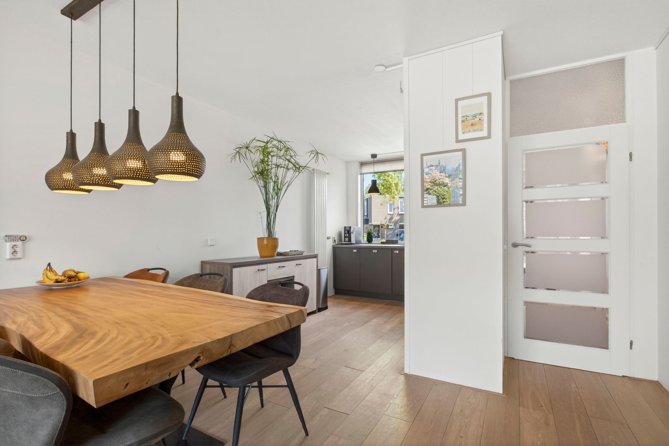 Photo 9 of Oosterhoutstraat 79