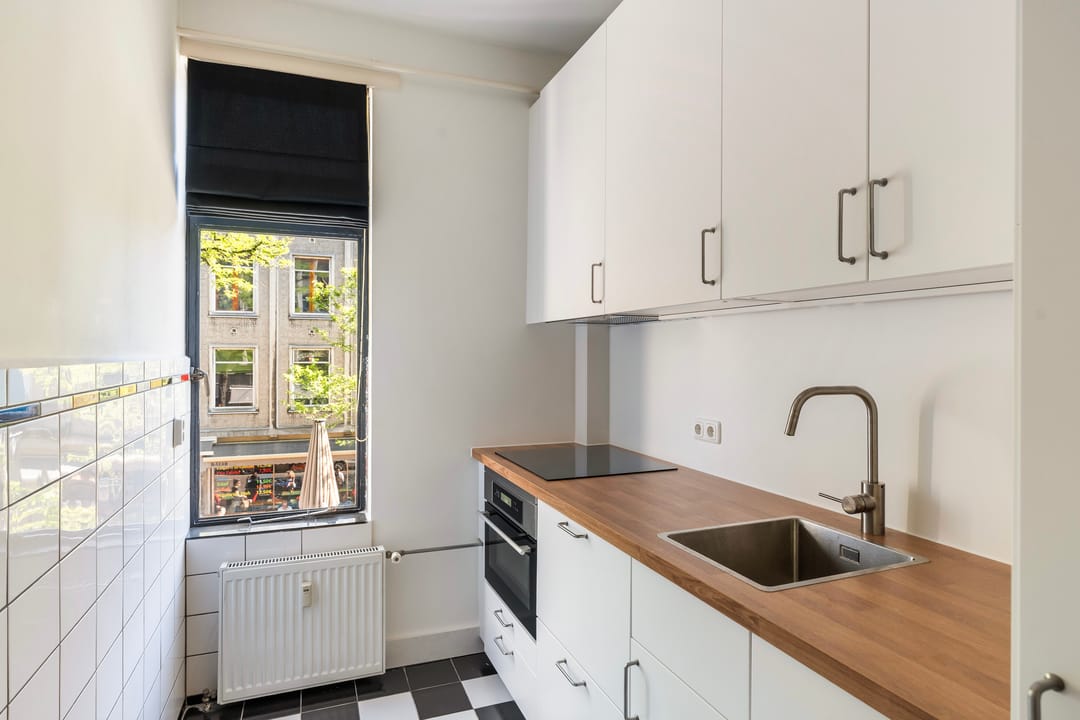 Photo 16 of Witte de Withstraat 21-B
