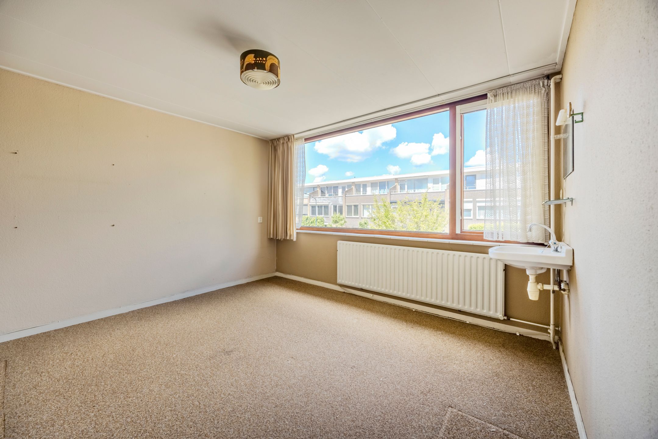 Photo 21 of Vroenhoutstraat 14
