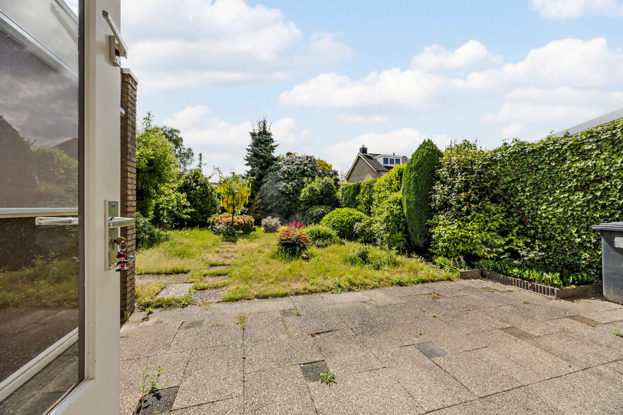 Photo 30 of Vroenhoutstraat 14