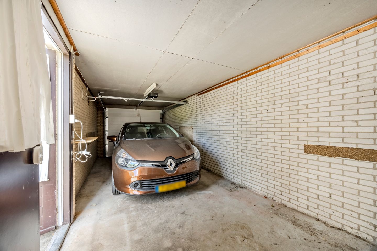 Photo 40 of Vroenhoutstraat 14