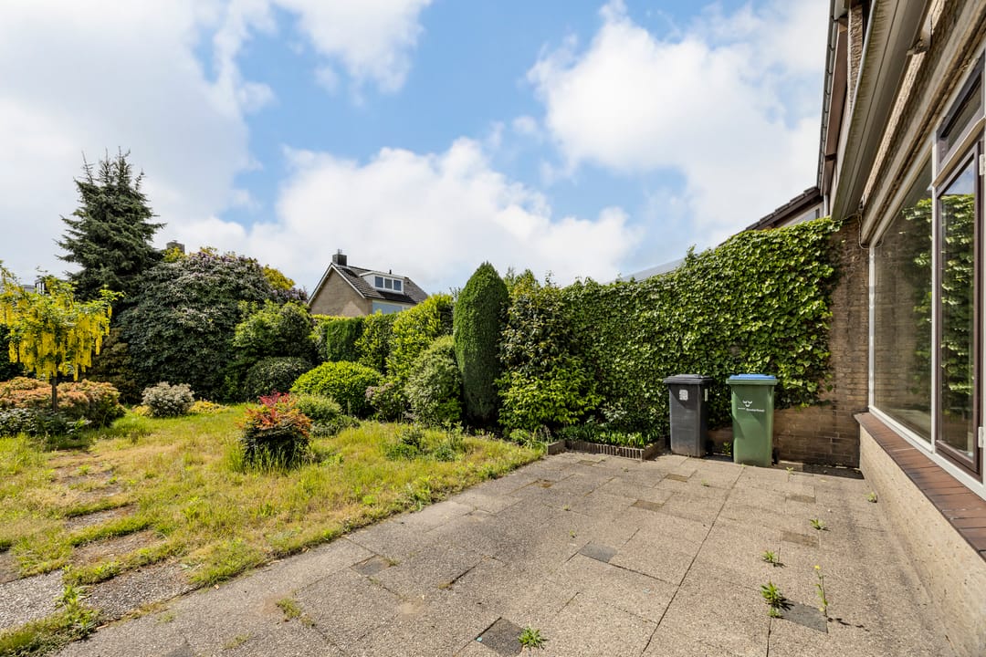 Photo 31 of Vroenhoutstraat 14