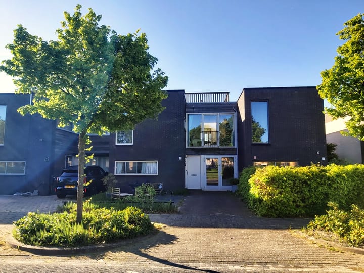 Photo 2 of Lucebertstraat 17