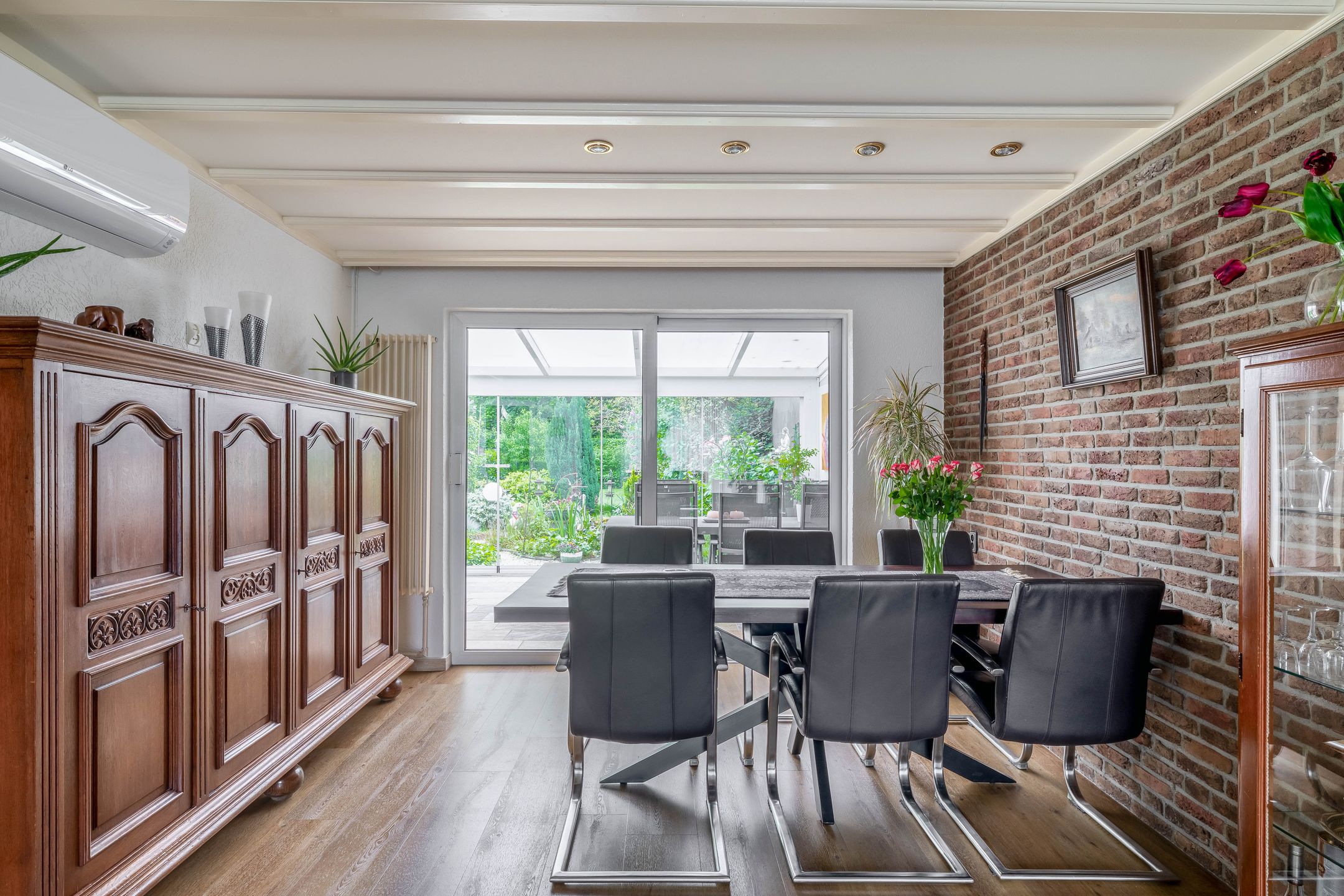Photo 18 of Brugstraat 48