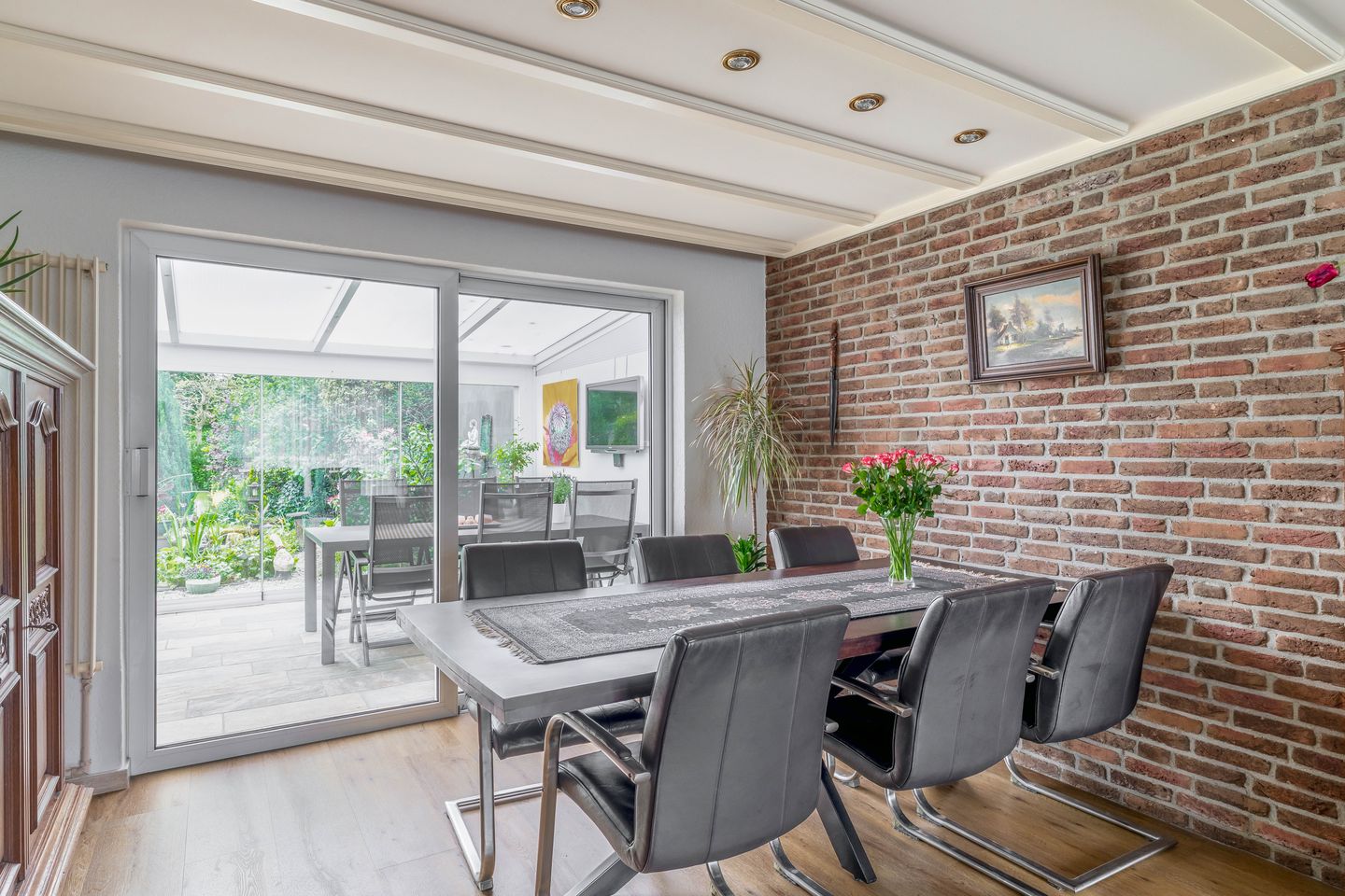 Photo 20 of Brugstraat 48