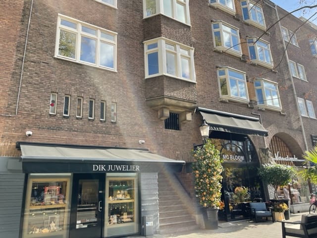 Photo 2 of Beethovenstraat 13-1