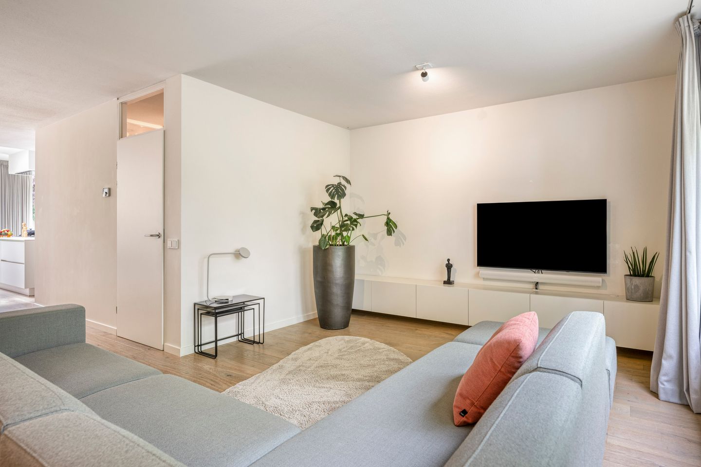 Photo 20 of Philip de Croystraat 11