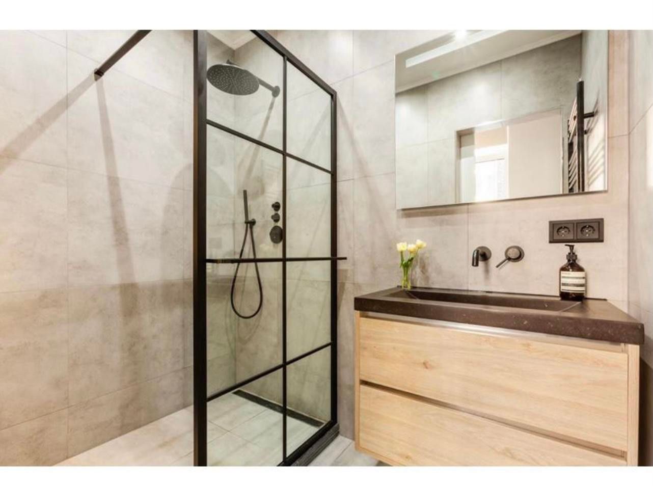 Photo 10 of Joseph Ledelstraat 4-E