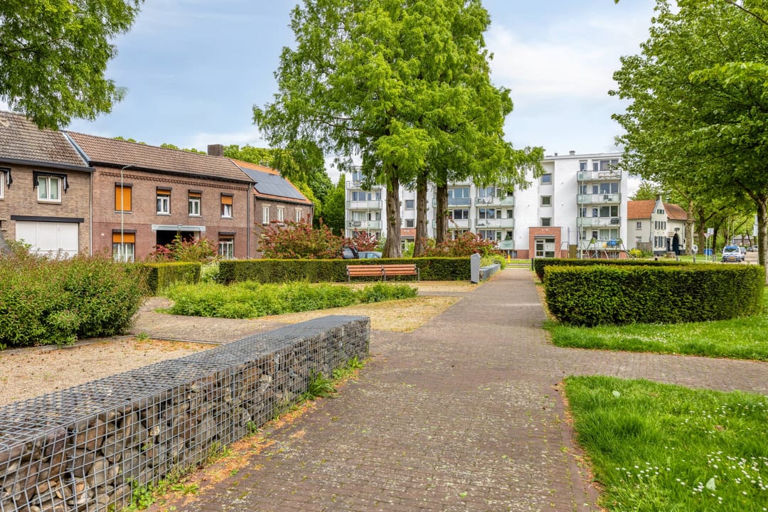 Foto 41 van Spoorstraat 44