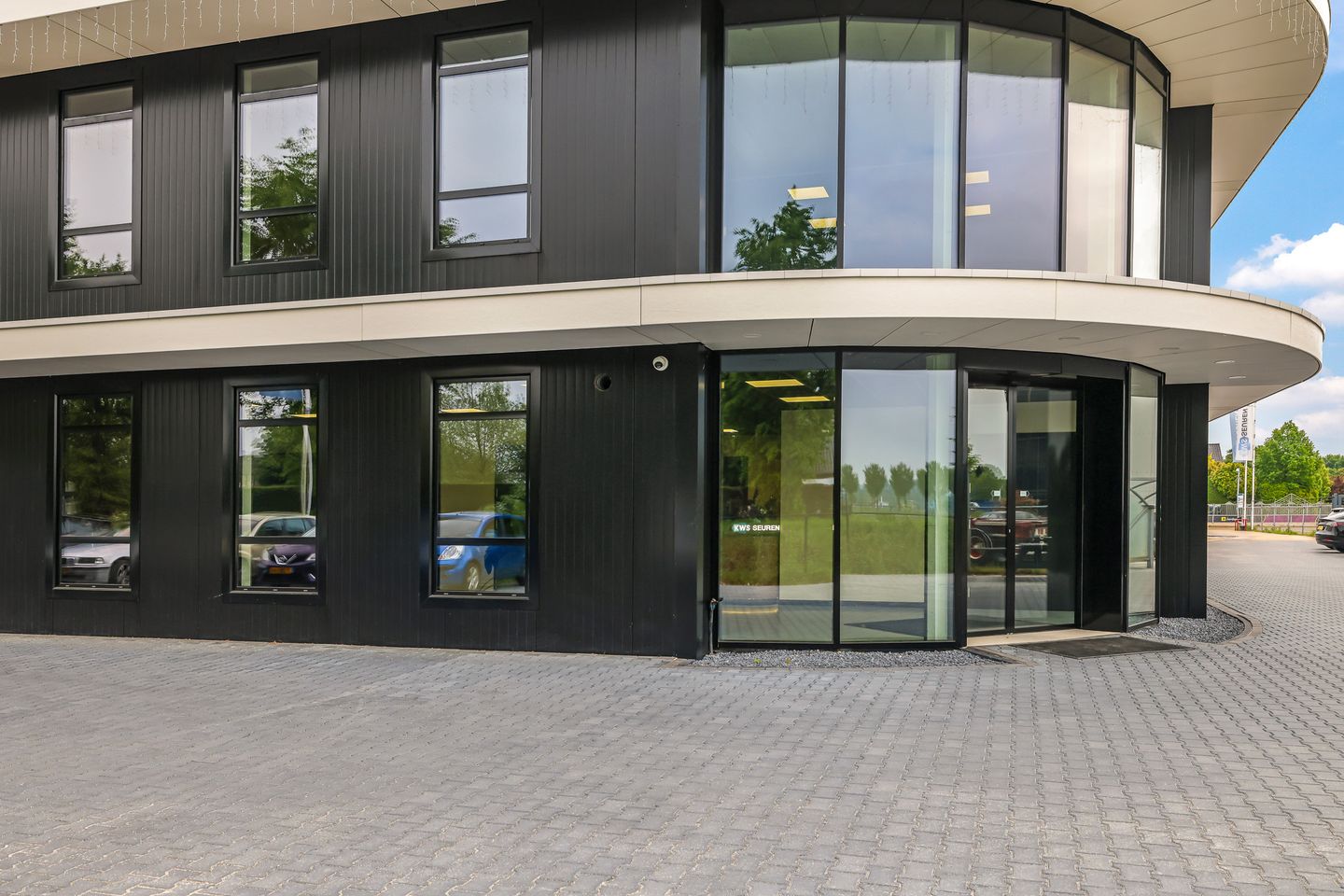 Bekijk foto 4 van Transportcentrum 8
