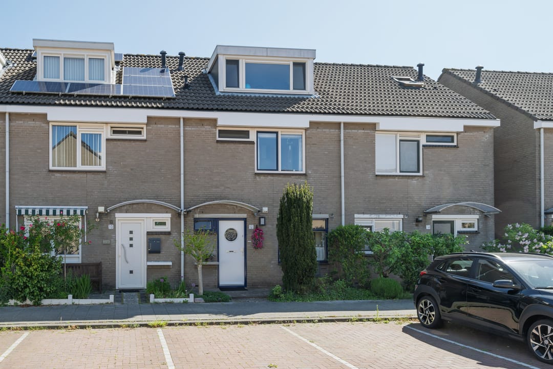 Foto 1 van Basrastraat 12