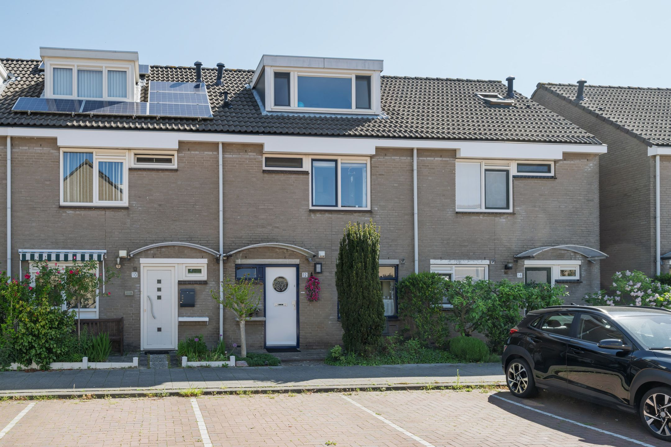 Basrastraat 12 
