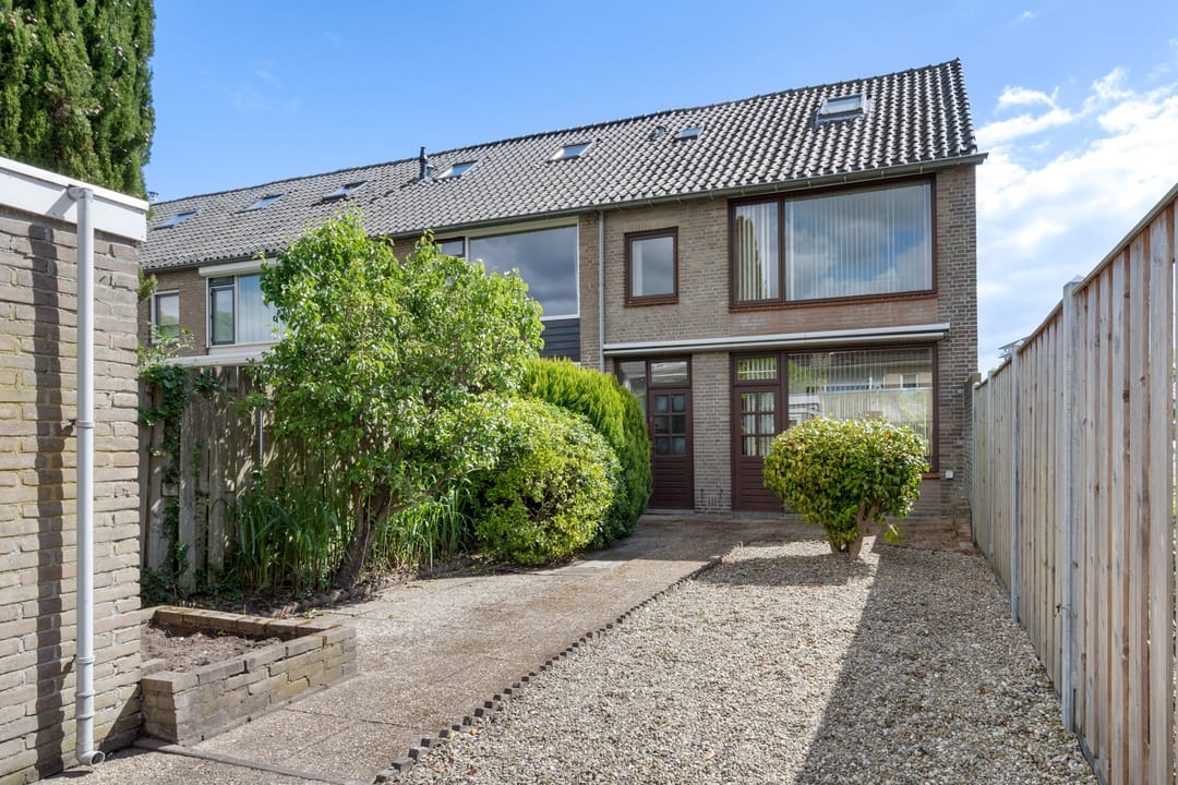Photo 2 of Oostendestraat 1