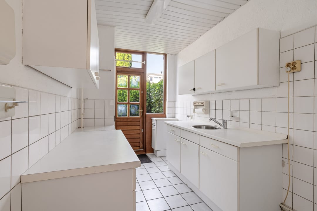 Photo 13 of Oostendestraat 1