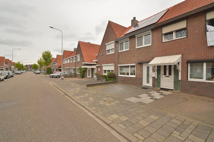 Photo 2 of Maastrichterlaan 57