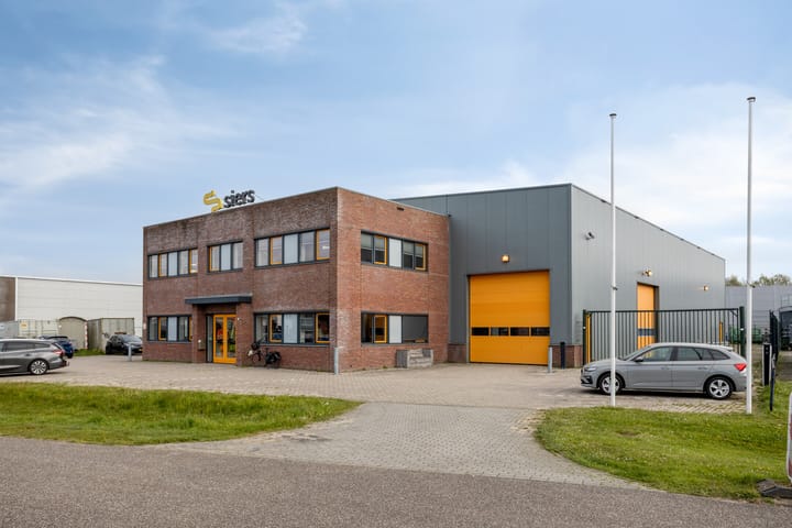 Karveelstraat 7, Raalte
