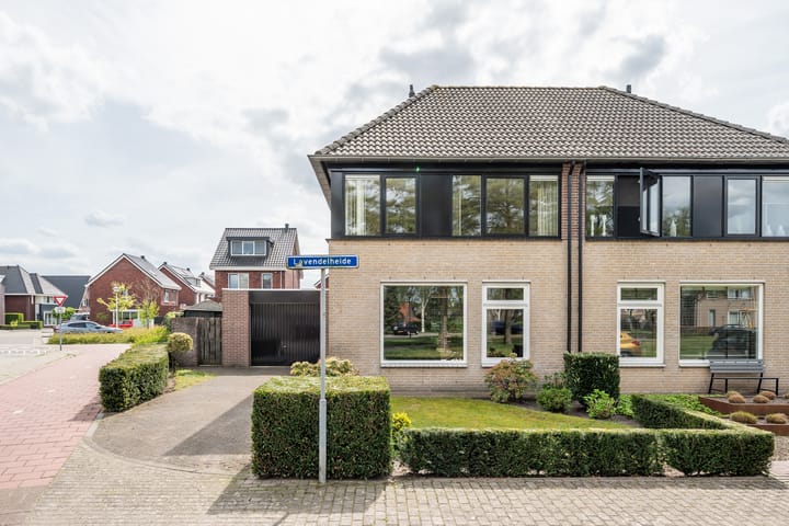 Foto 4 van Lavendelheide 1