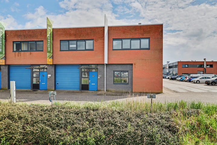 De Lasso-Zuid 3, Roelofarendsveen