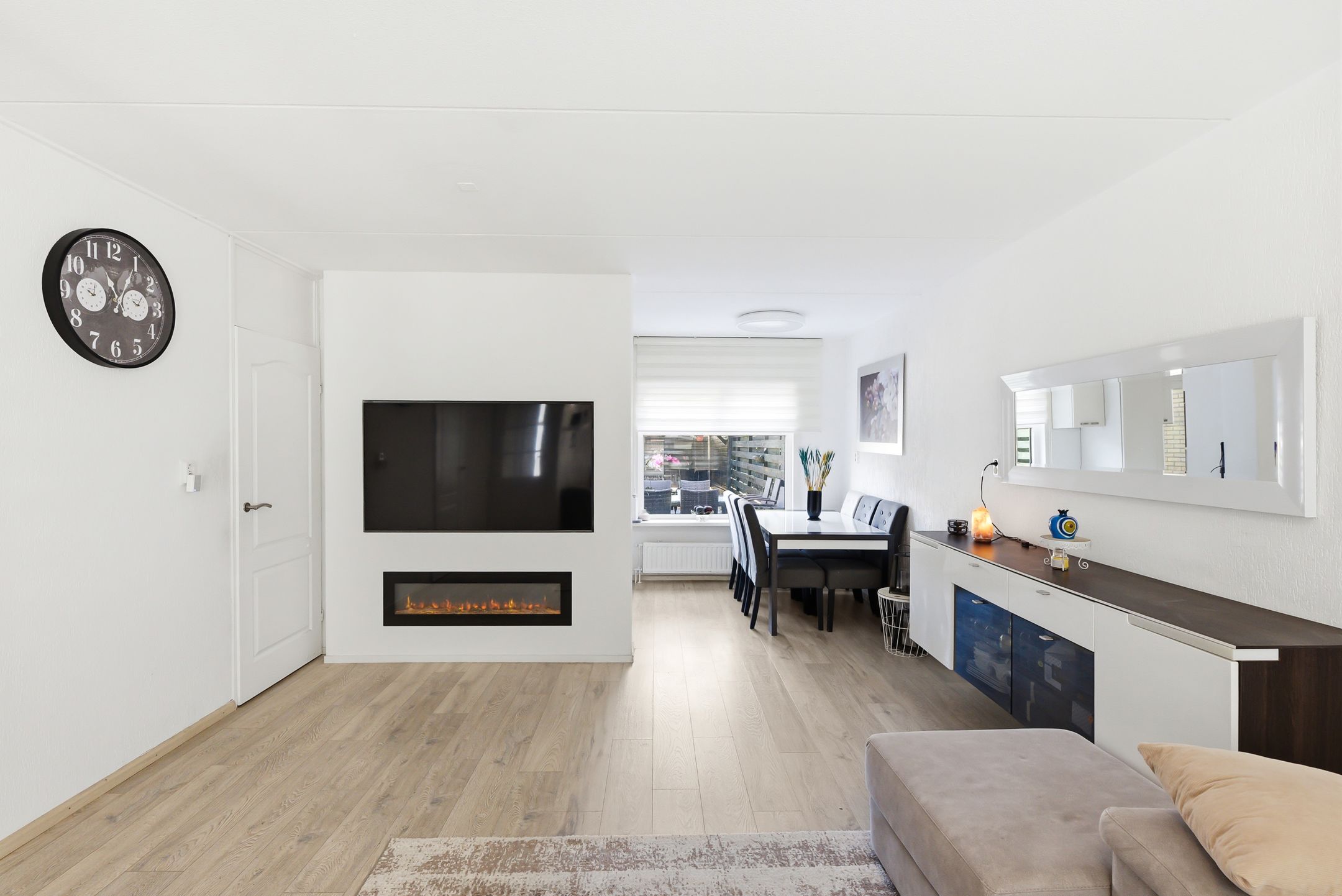 Photo 9 of Gerrit Rietveldstraat 27