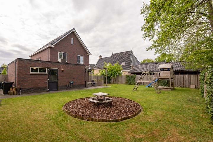 Photo 2 of Wijmaheerd 26