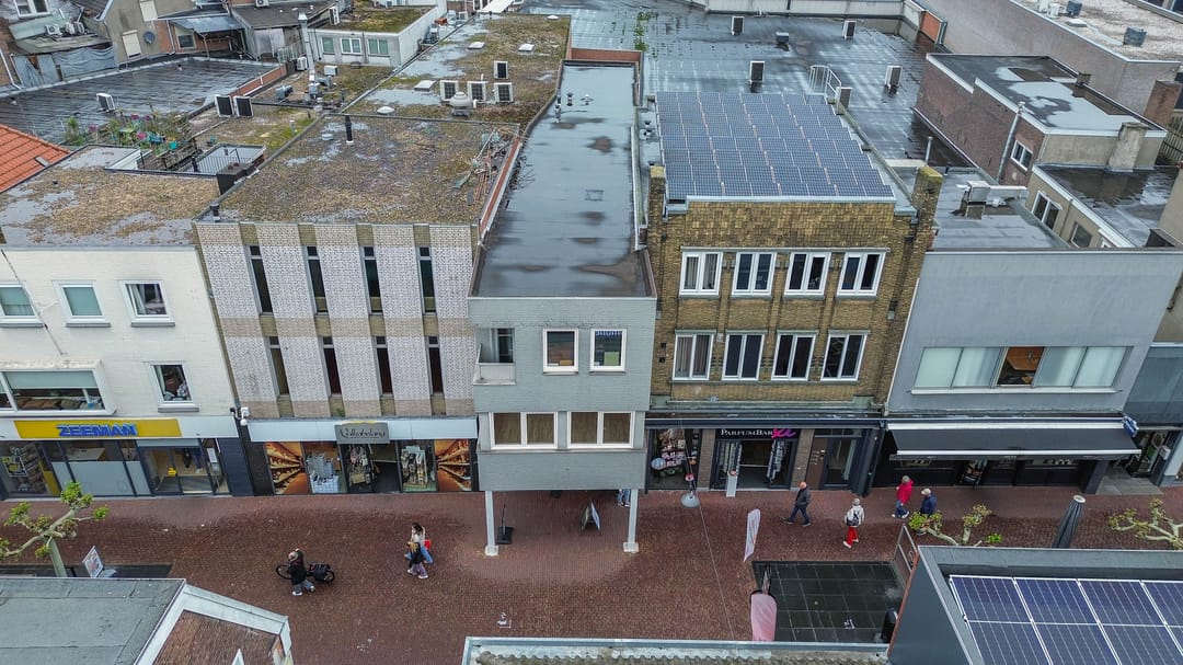 Photo 31 of Veestraat 32-A