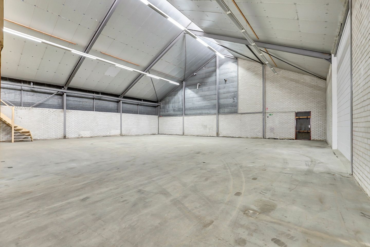 View photo 2 of Bredeweg 39-a