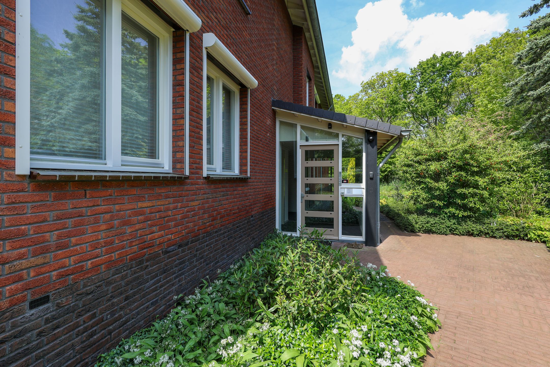 Photo 12 of Donselaer 10