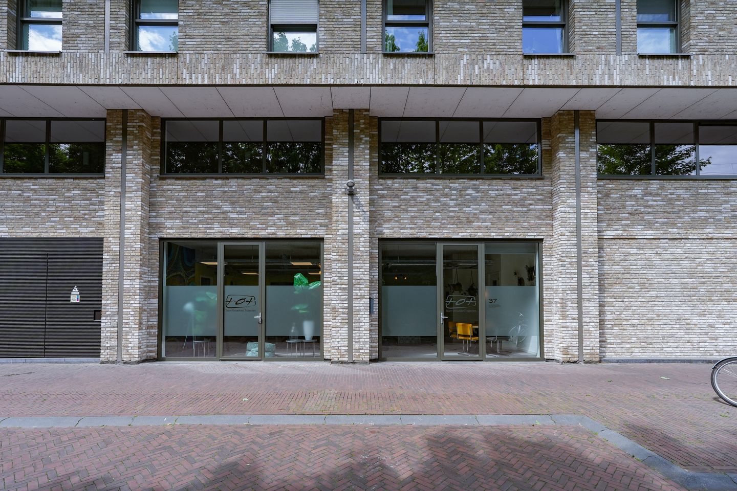 Bekijk foto 2 van Dokstraat 37