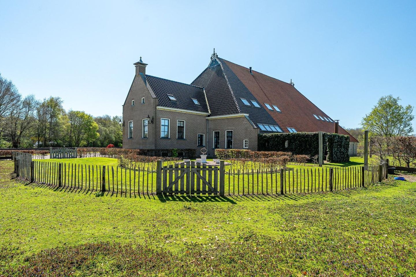 Bekijk foto 1 van Heerenveenseweg 3-B
