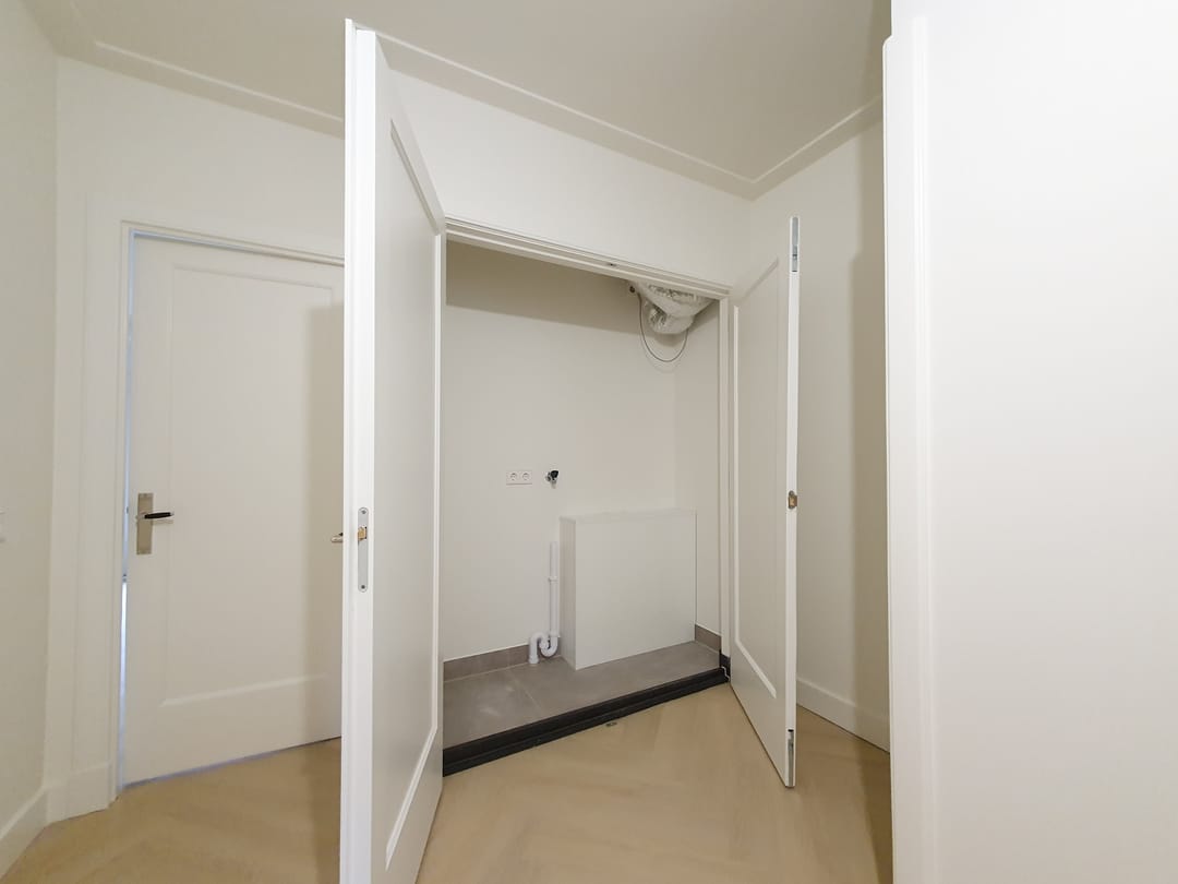 Photo 11 of Uiterwaardenstraat 346