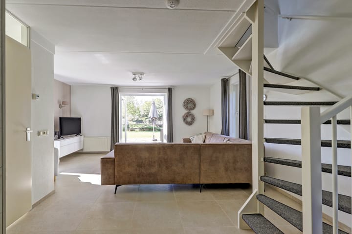Vrijstaande woning te koop: Kering 12, Kamperland