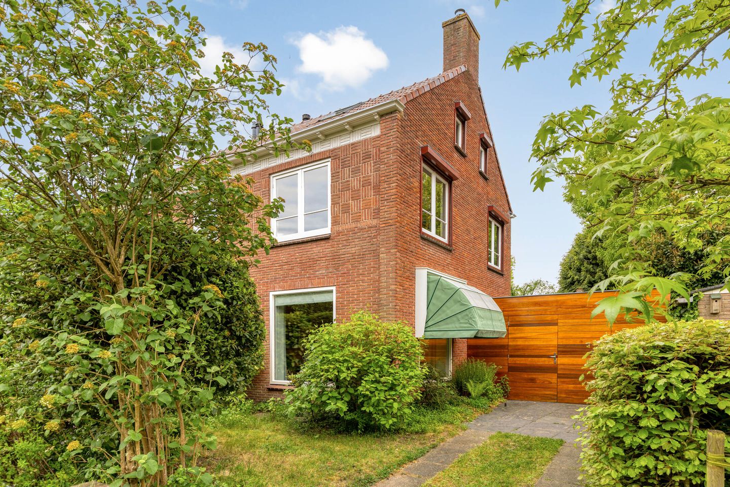Photo 1 of Borgerinkstraat 2